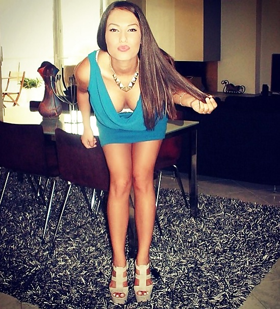 セルビアのfbのティーンホレス4
 #30346373