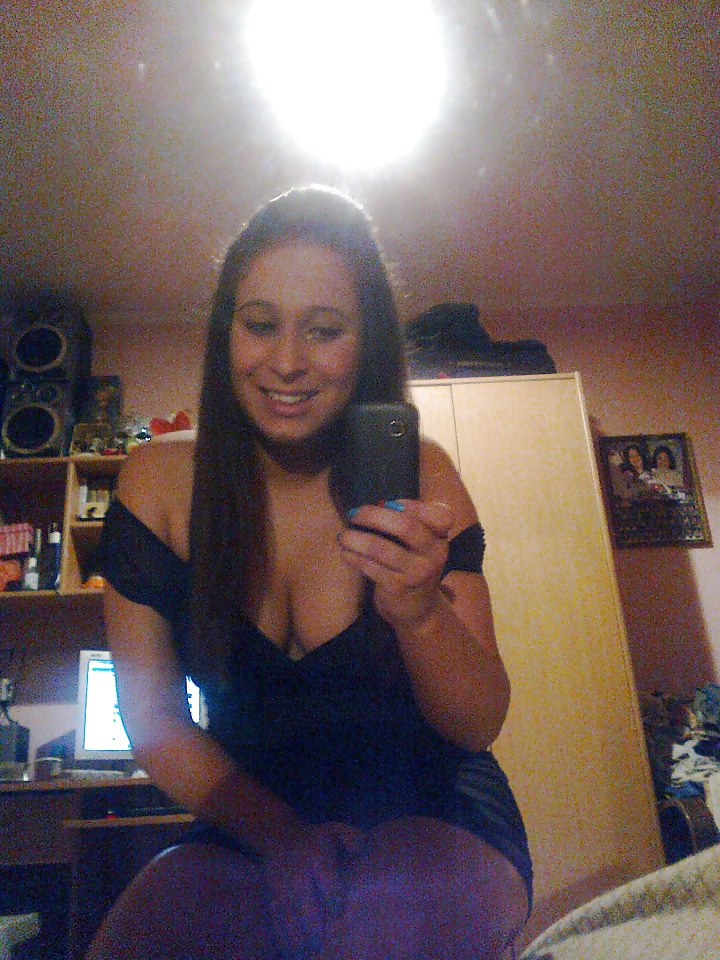 セルビアのfbのティーンホレス4
 #30346494