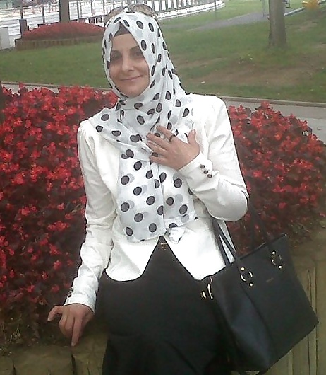 Turkish turbanli arab hijab #32626385