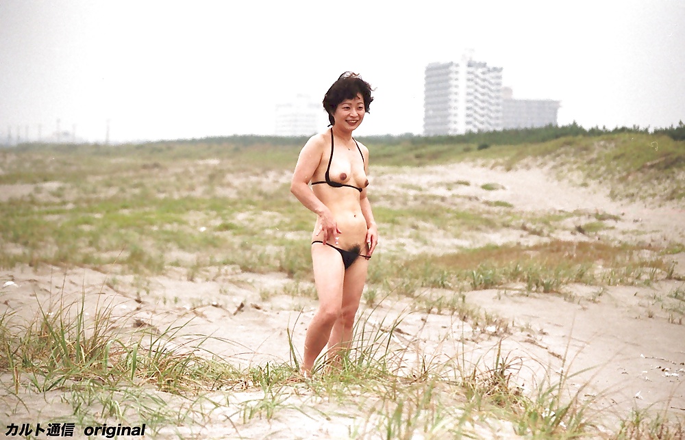 Milf japonesa yukiko
 #40997122