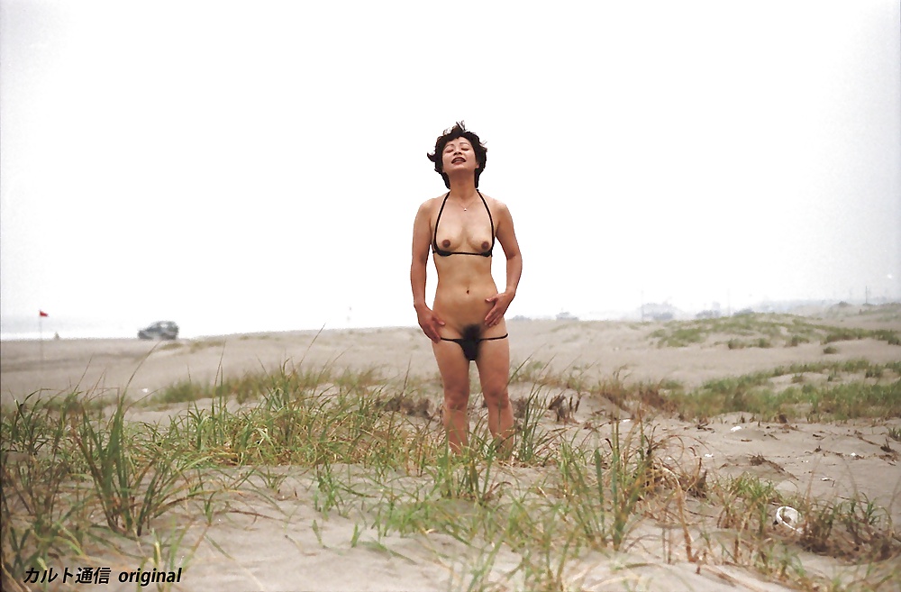 Milf japonesa yukiko
 #40997154