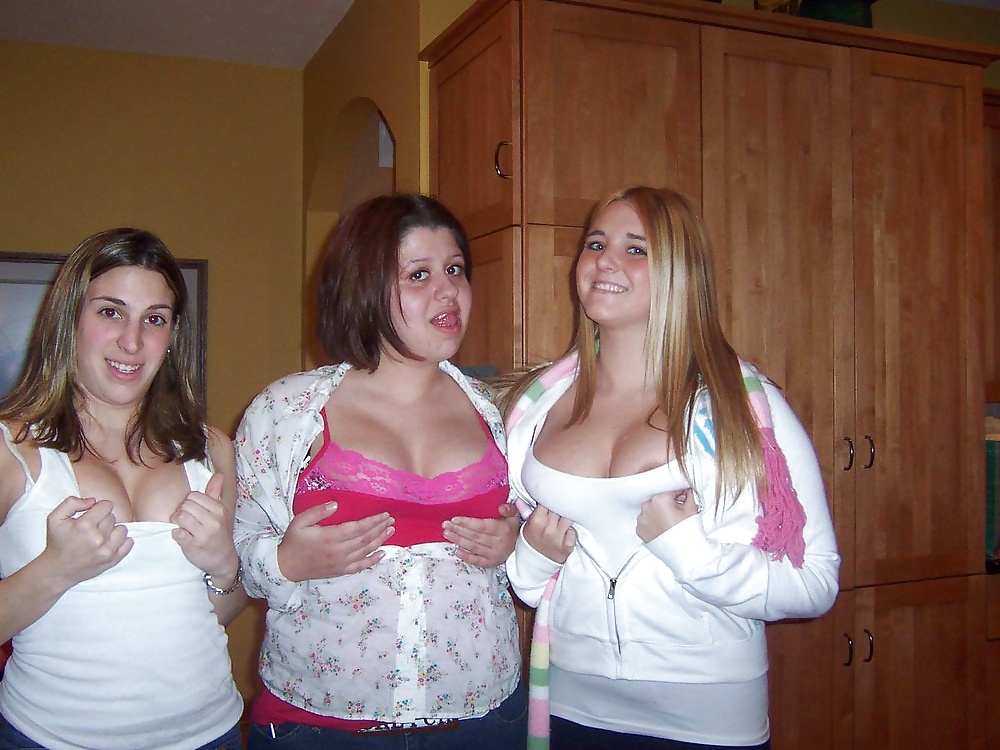 ヒューブシェ・ガールズ 4
 #32989327