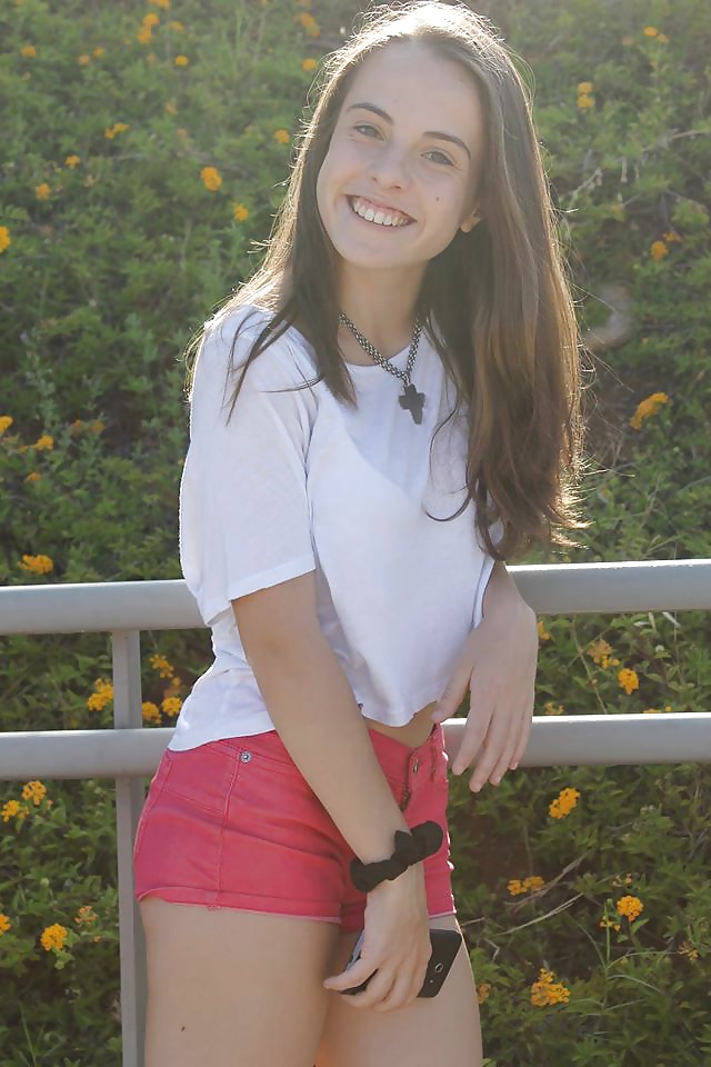 Huebsche girls 4
 #32989373