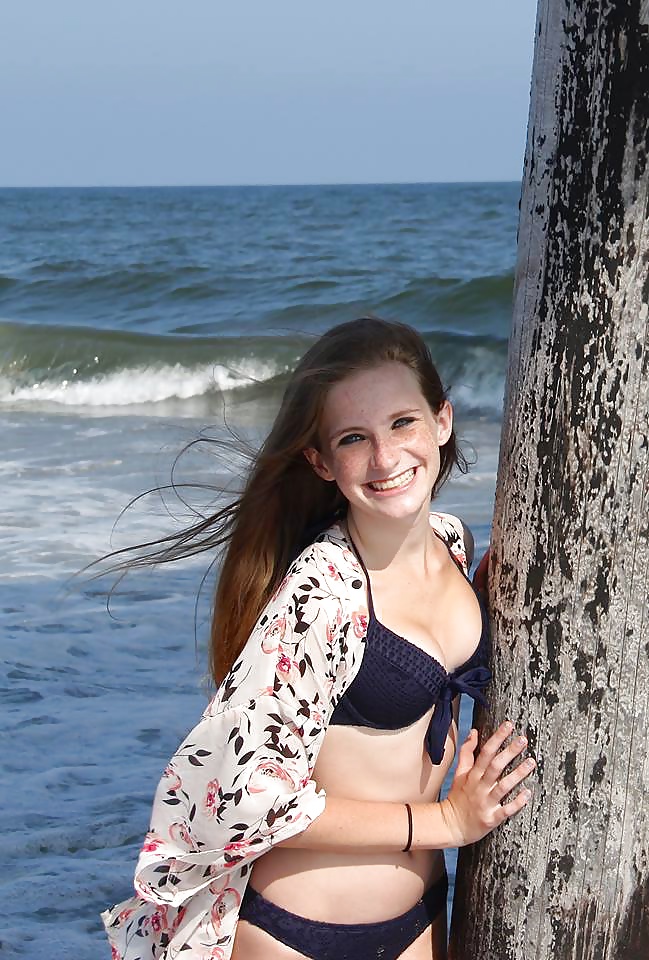 ヒューブシェ・ガールズ 4
 #32989396