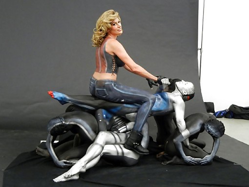 HUMAN MOTORCYCLES&CARS (BODY PAINTING TRINA MERRY&EMMA HACK) #23502207