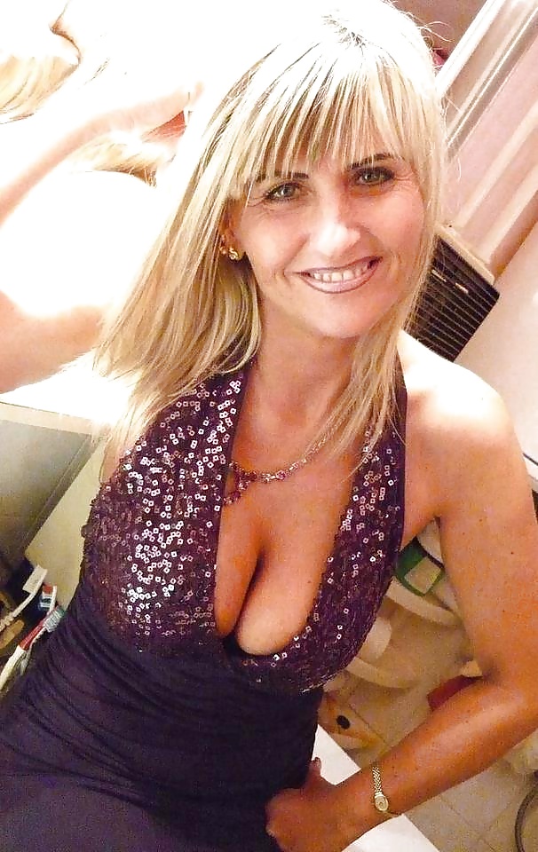 Milfs caliente - nn
 #27061903