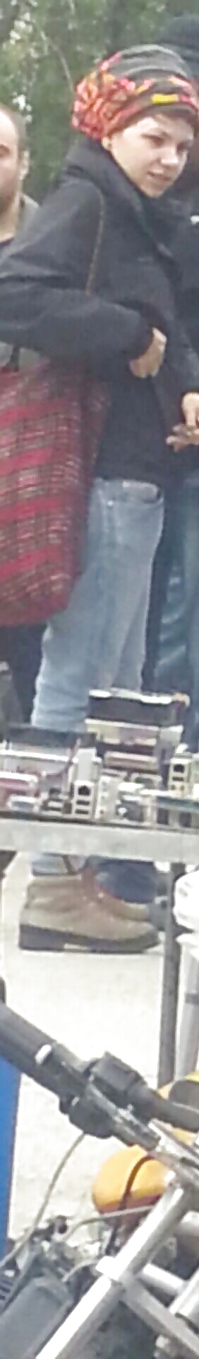 ロマンチックなフランス人女性
 #36727905