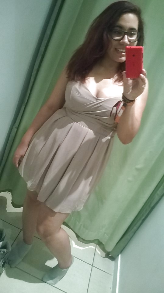 フェイスブックガール: helen p
 #38775821