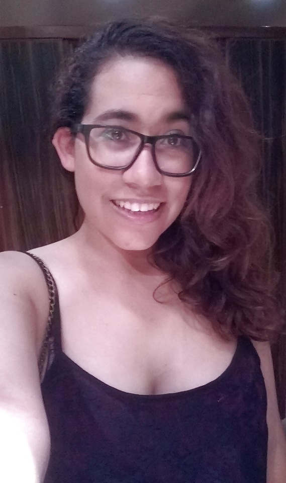 フェイスブックガール: helen p
 #38775901