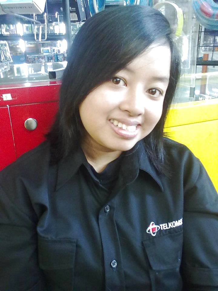 Zilky ayu ramadhani  #27100139
