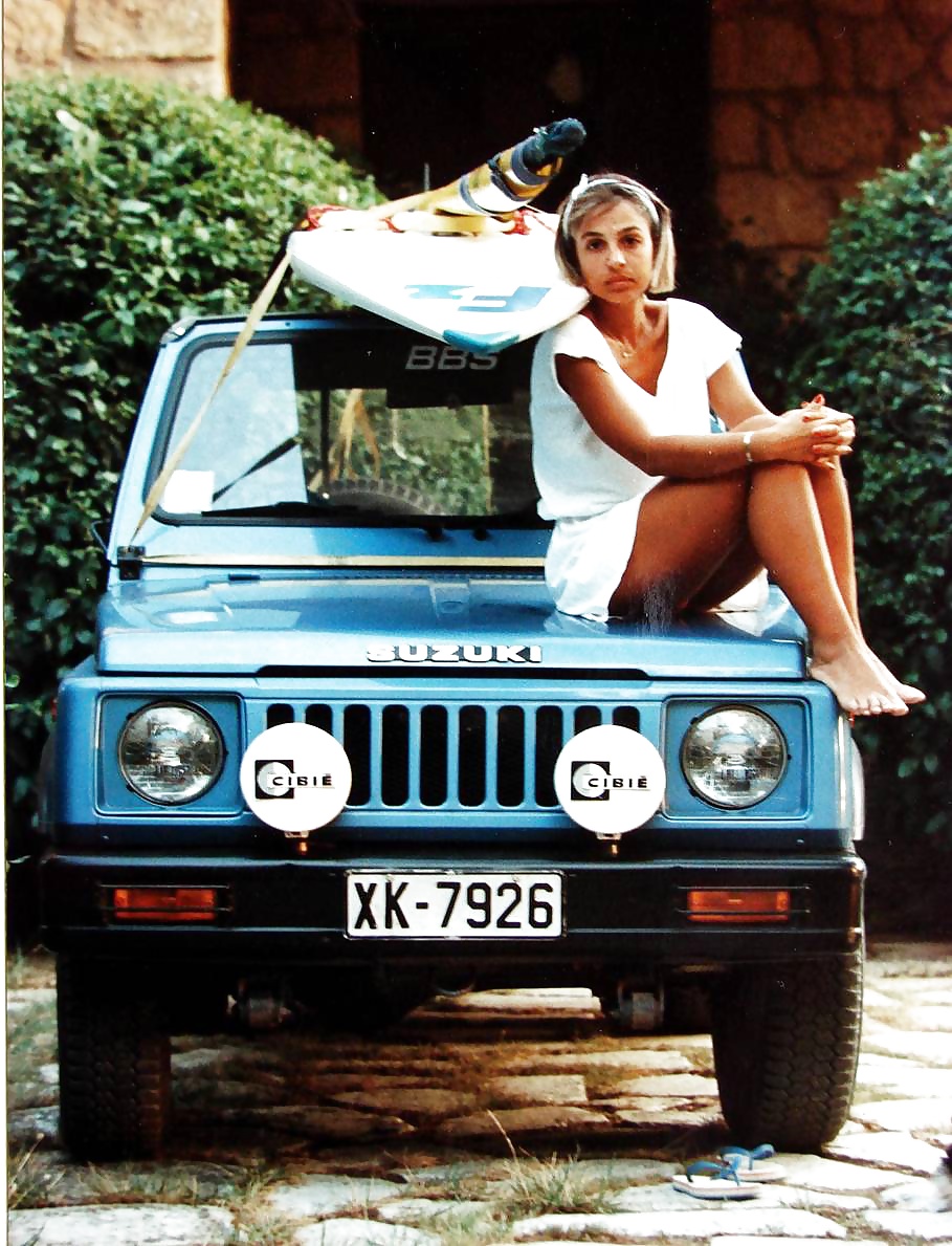 Auto Donne e Piedi #31667260