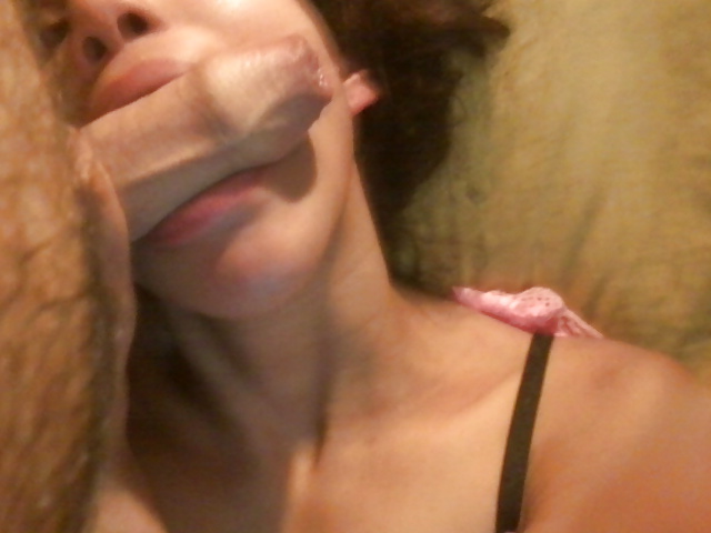 Zoe showing off #31026013