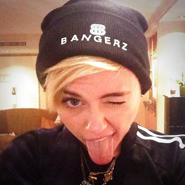 La petera de Miley #40470371