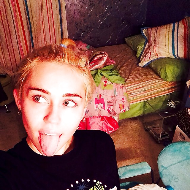 La petera de Miley #40470406