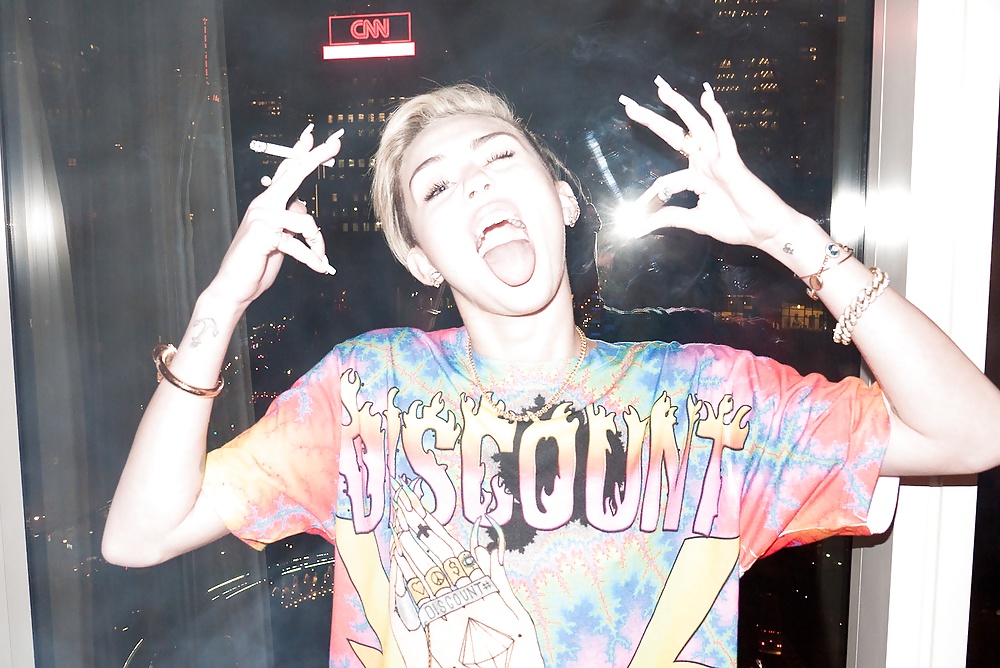 La Petera De Miley #40470617