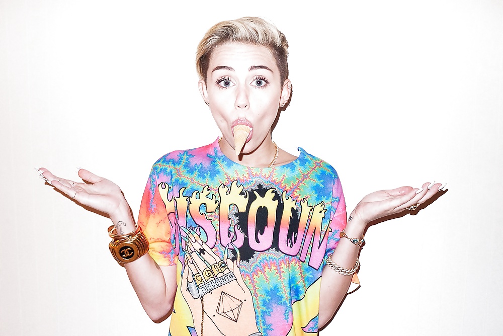 La petera de Miley #40470628