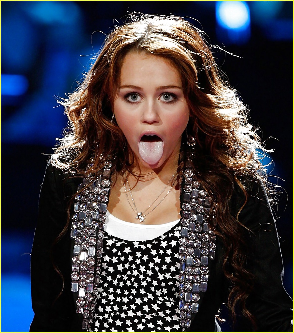 La petera de Miley #40470648
