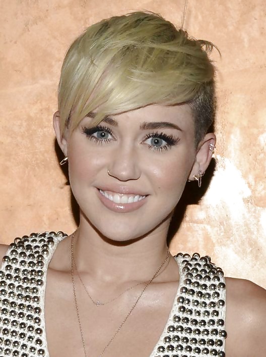 La petera de Miley #40470660
