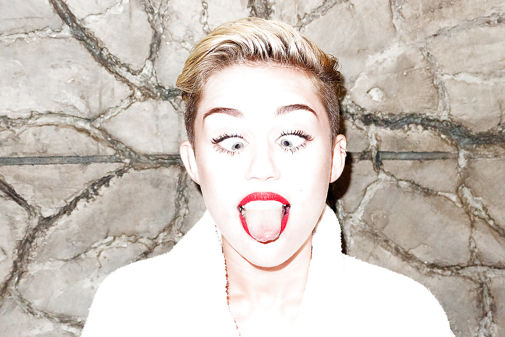 La Petera De Miley #40470666