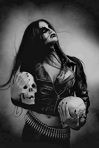 メタルガール
 #32588543