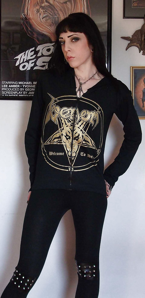 メタルガール
 #32588825