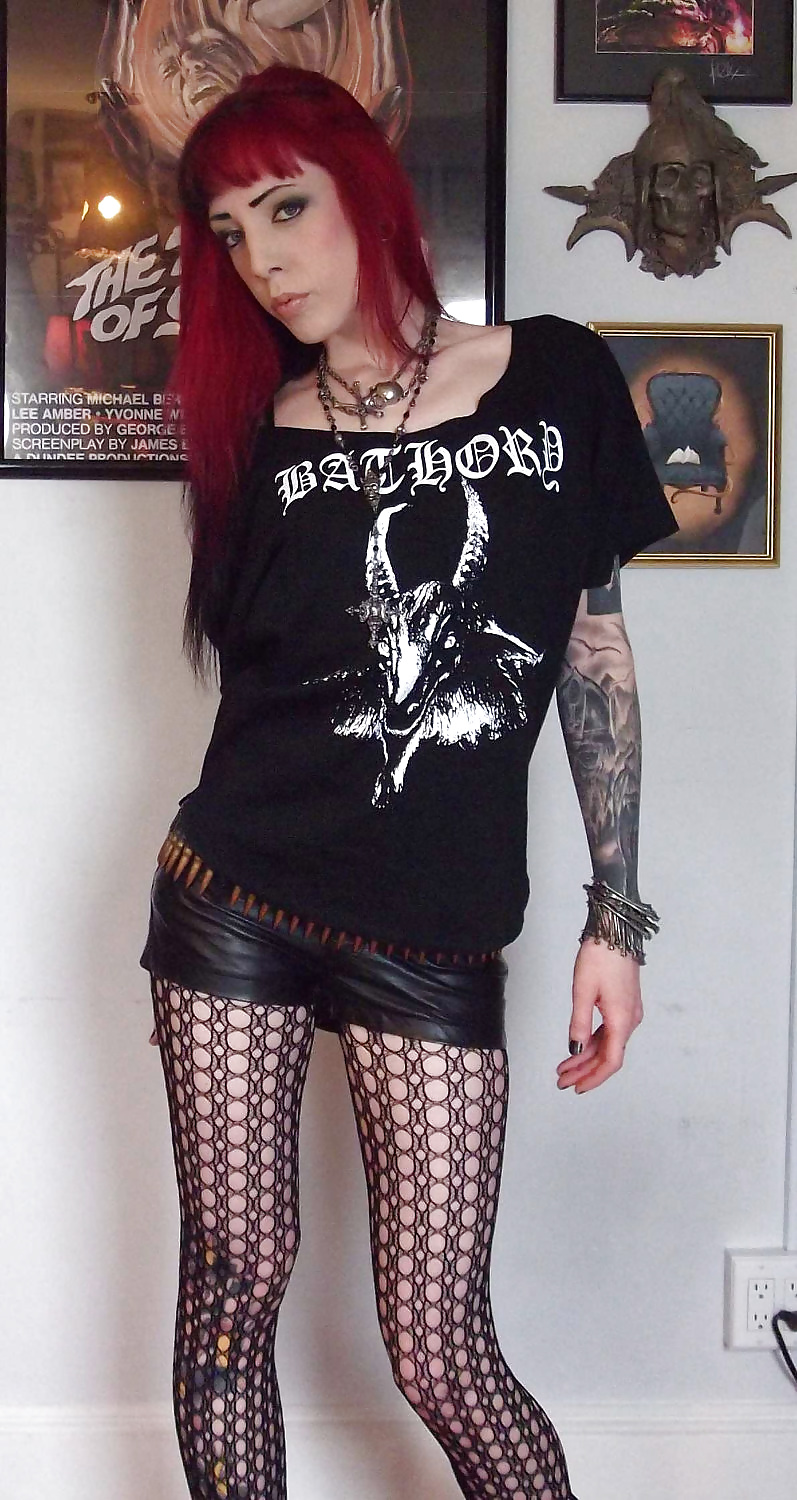 メタルガール
 #32588852