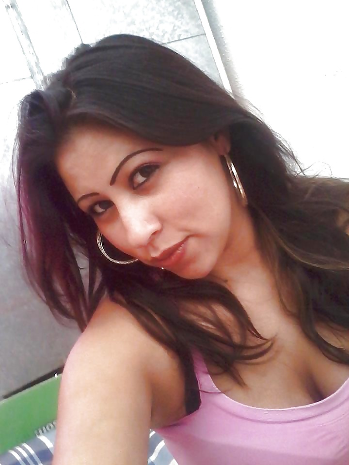 LATINAS Do it better (1) #31446123