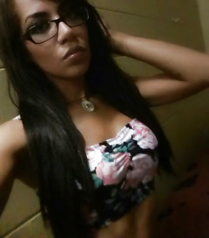 Sexy mixed chick #32219648