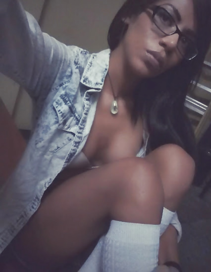 Sexy mixed chick #32219673