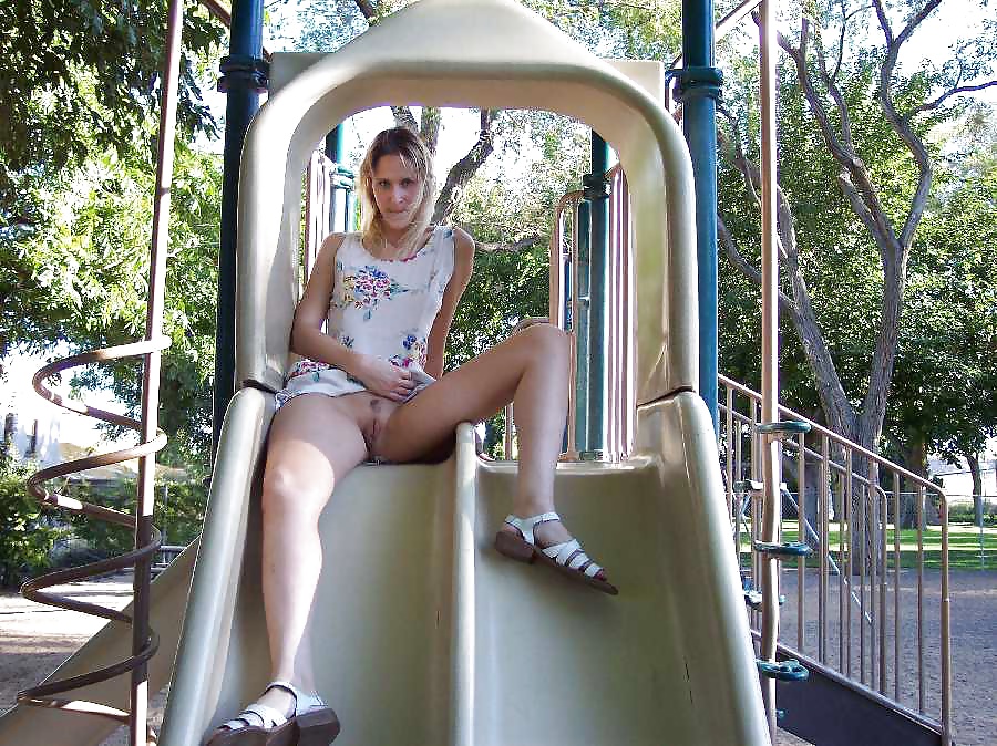 öffentliche Nacktheit 4 #25769368