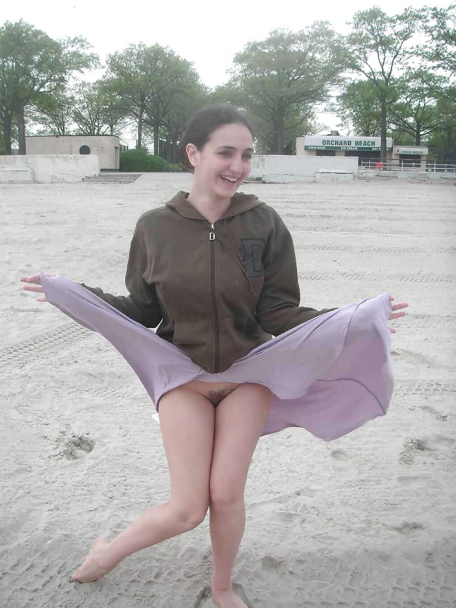 öffentliche Nacktheit 4 #25769375