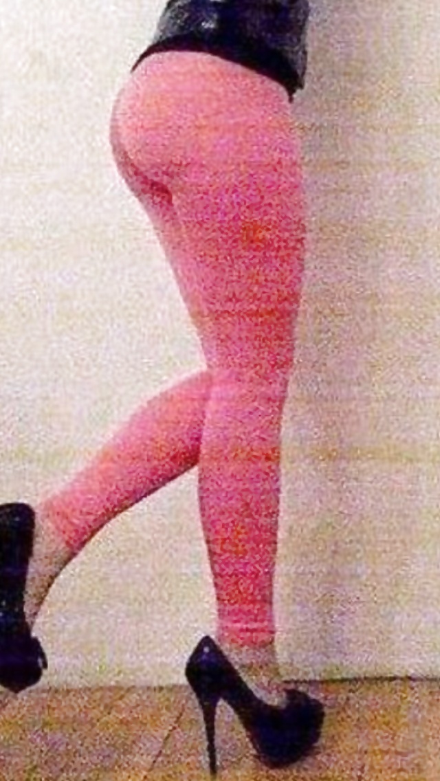 Continuar de joven sexy 
 #38133099