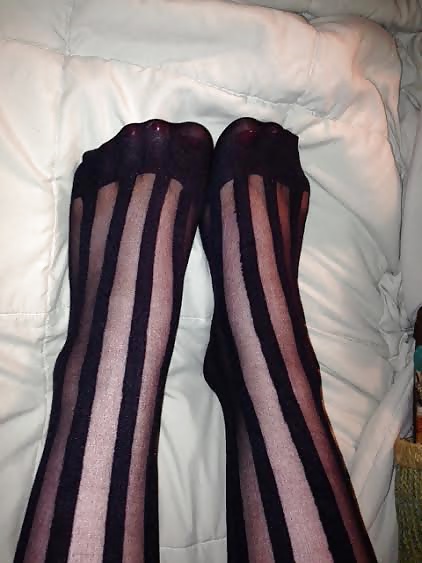 Nylons, Pieds, Orteils Peints! Amusez-vous Avec La Femme! #30250095