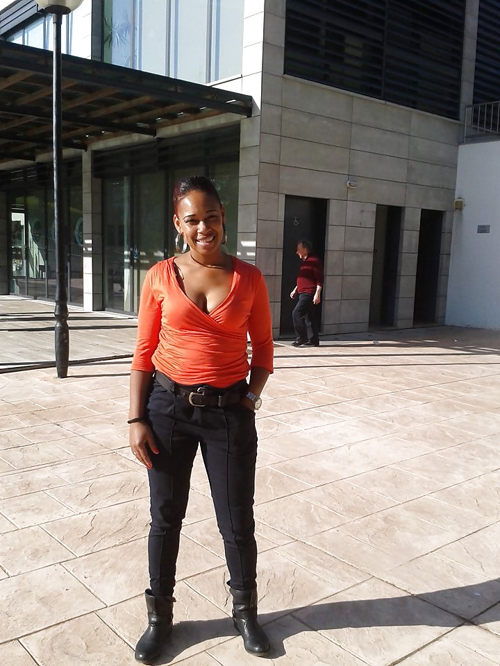 Sonia + amigos
 #38811539