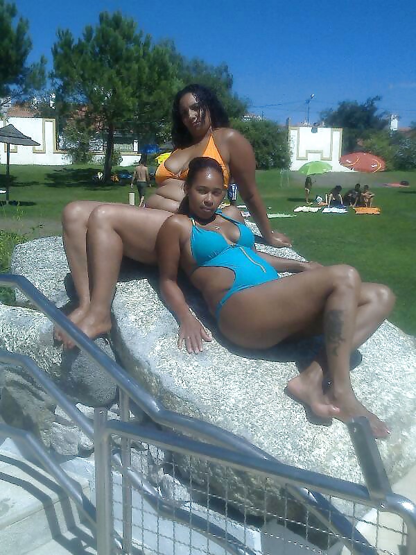 Sonia + amigos
 #38811553