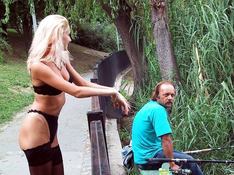 パブリック・ヌード - カーメン
 #40677777