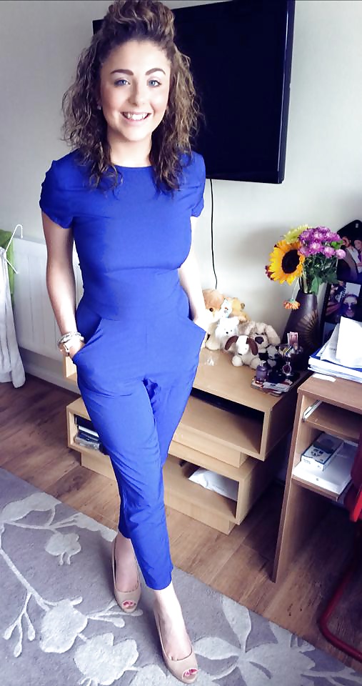Facebook- Schlampe: Holly Vickers #38777804