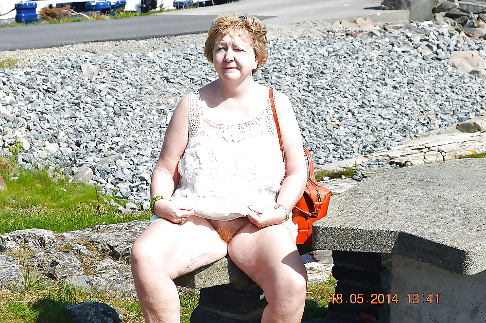 Nos encanta un poco de goldenpussy
 #32511991