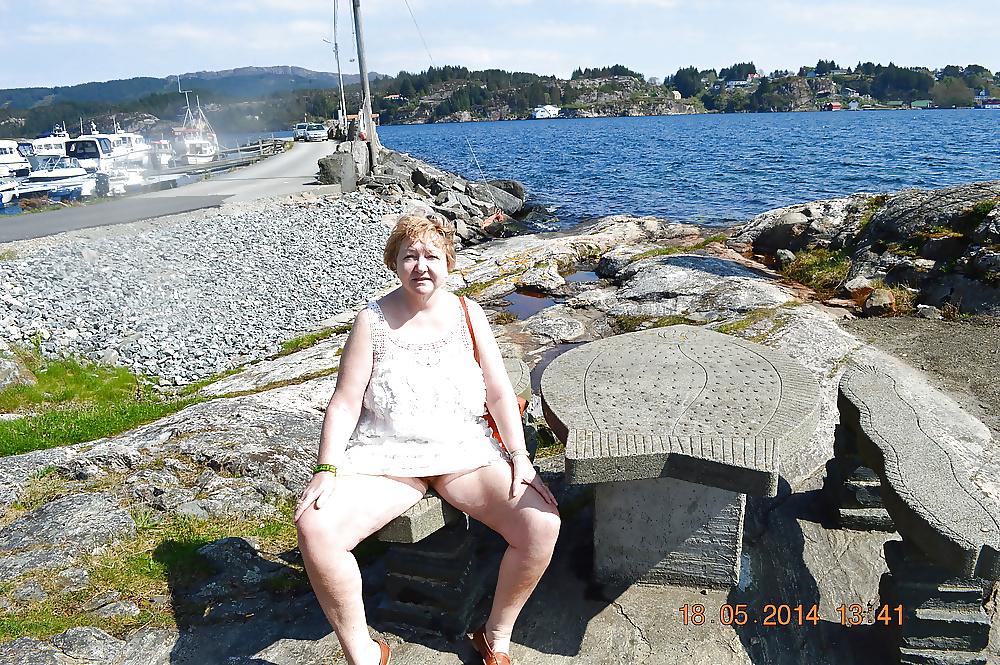 Nos encanta un poco de goldenpussy
 #32511994