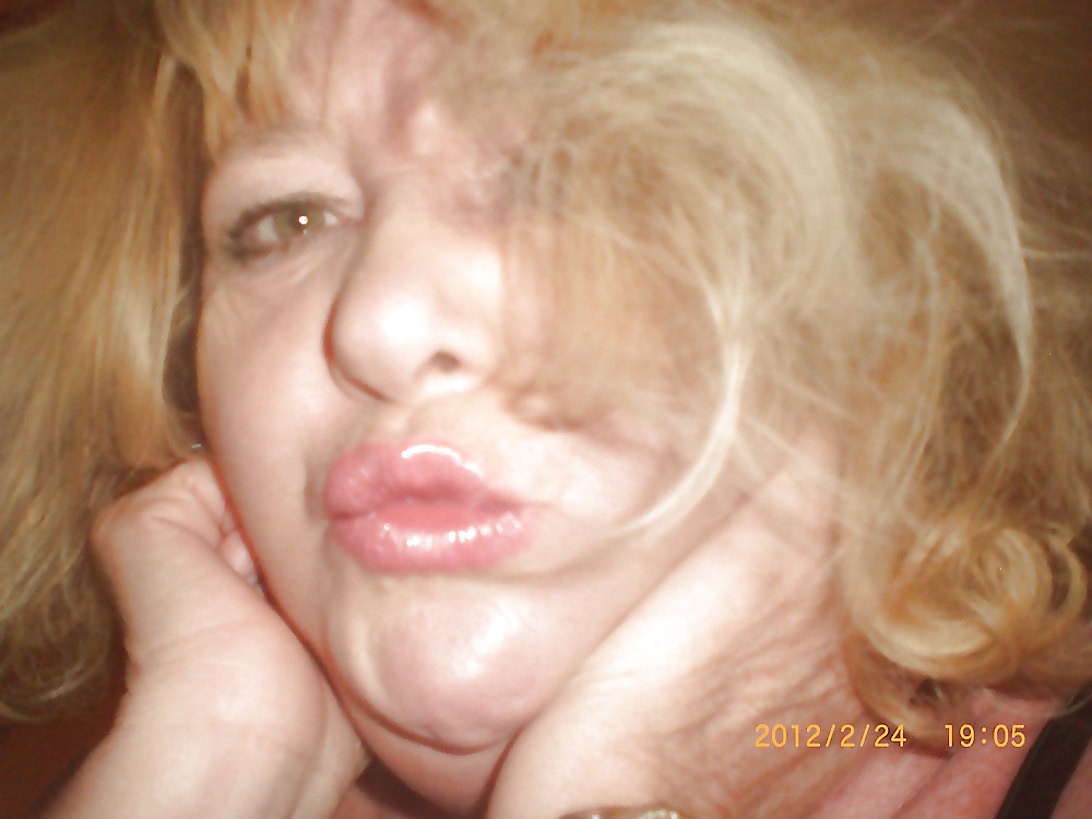 Nos encanta un poco de goldenpussy
 #32512209