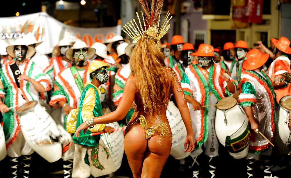 Carnevale brasiliano
 #26878314