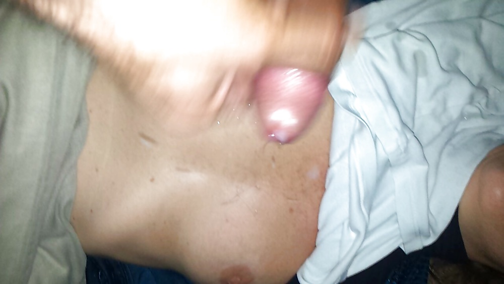 ベッドで赤毛の妻の顔と乳房にザーメンをかける
 #39075929