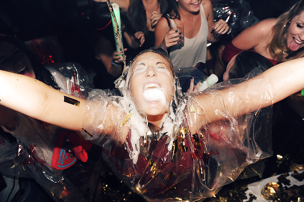 Sluty Mädchen Und Nutten #26490533