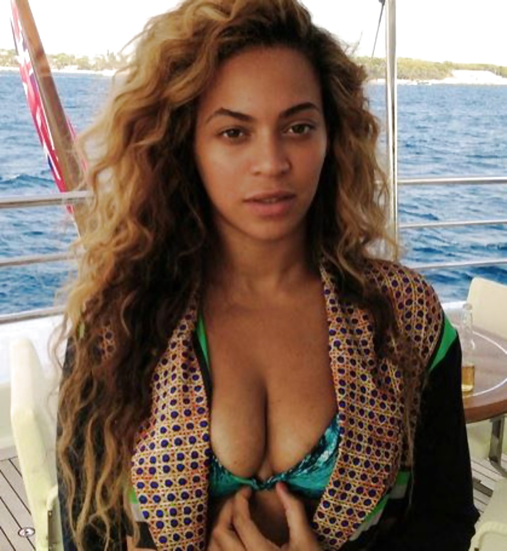 Beyonce
 #31546141