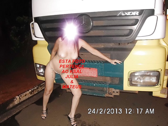 Otra sexy brasileña amateur exhibicionista en público
 #24323131