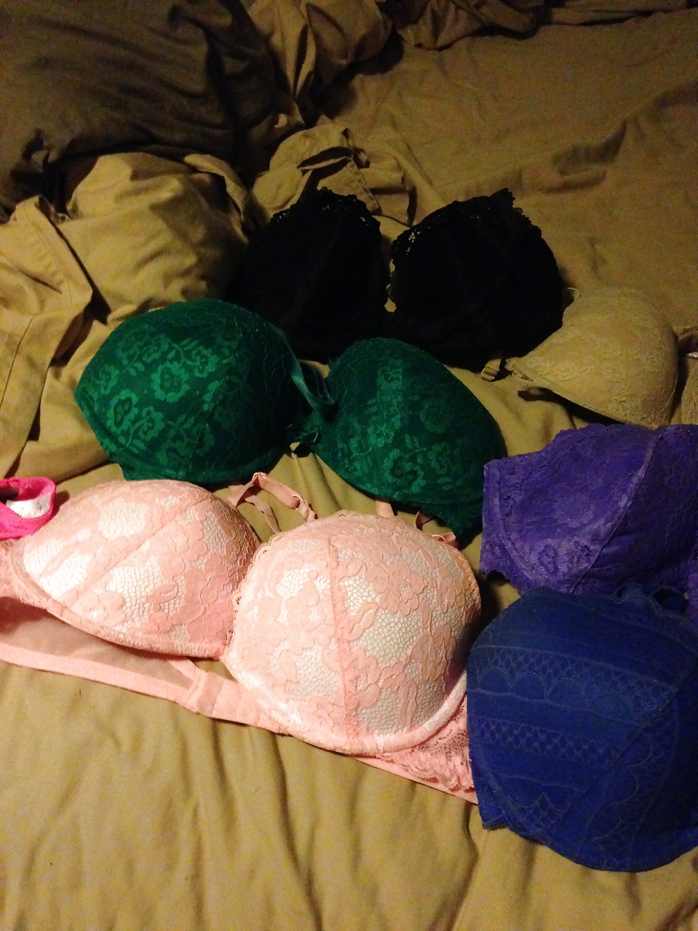 More bras to play with #28551518