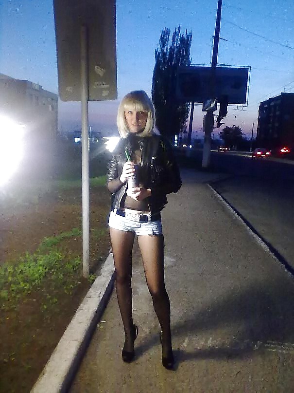 Vere donne russe amatoriali in calze di nylon
 #33033414