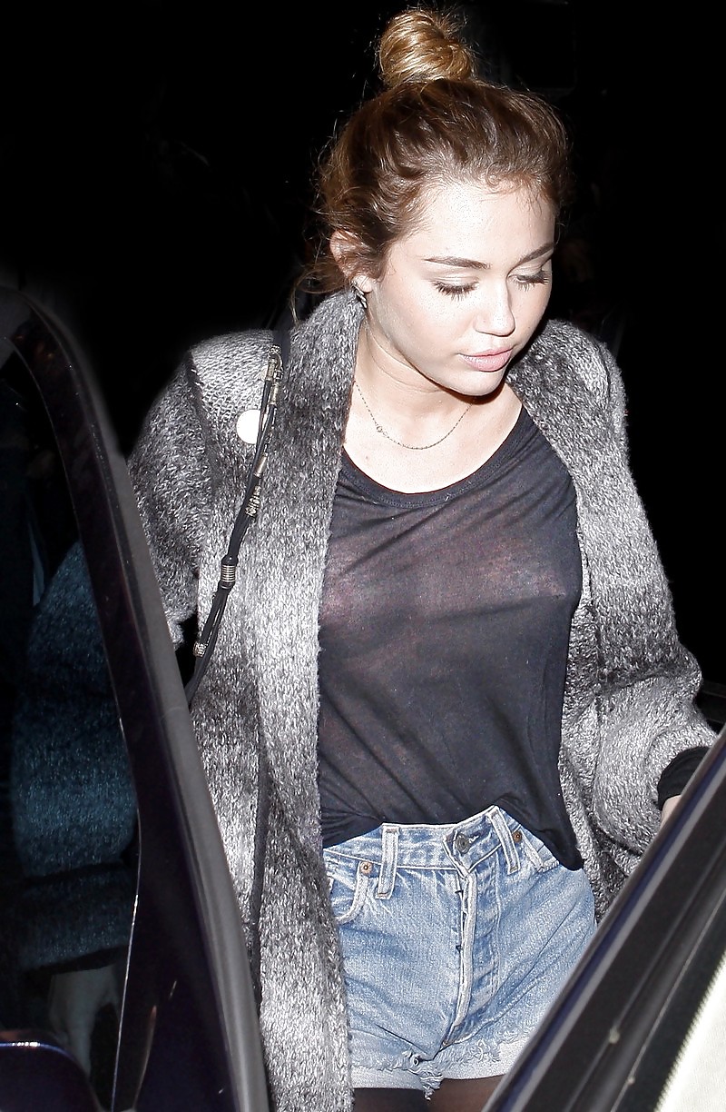 Miley Cyrus #23138231