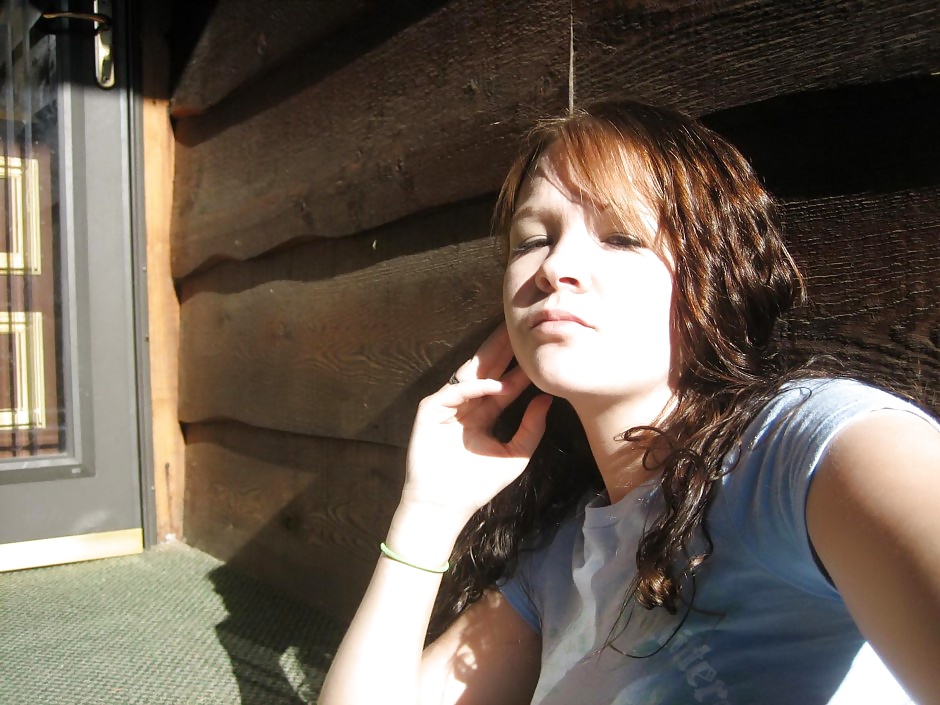 Teeny selfi
 #28078158