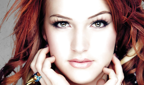 Victoria D #40219809